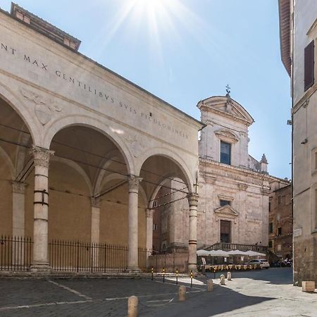 Colours Studio 10 M Away Piazza Del Campo 锡耶纳 外观 照片